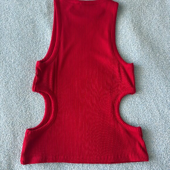 NAKD Red Cut-Out Tank Top - Picture 3 of 4